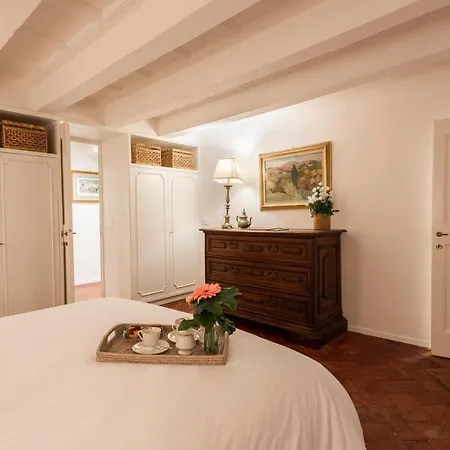 Pitti - Tuscan Charming Apartment
